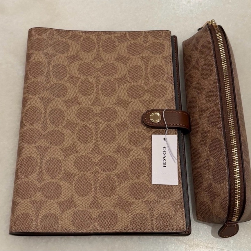 🤎 COACH 🤎Signature Canvas Notebook and Zip Pouch Pencil Case Authentic